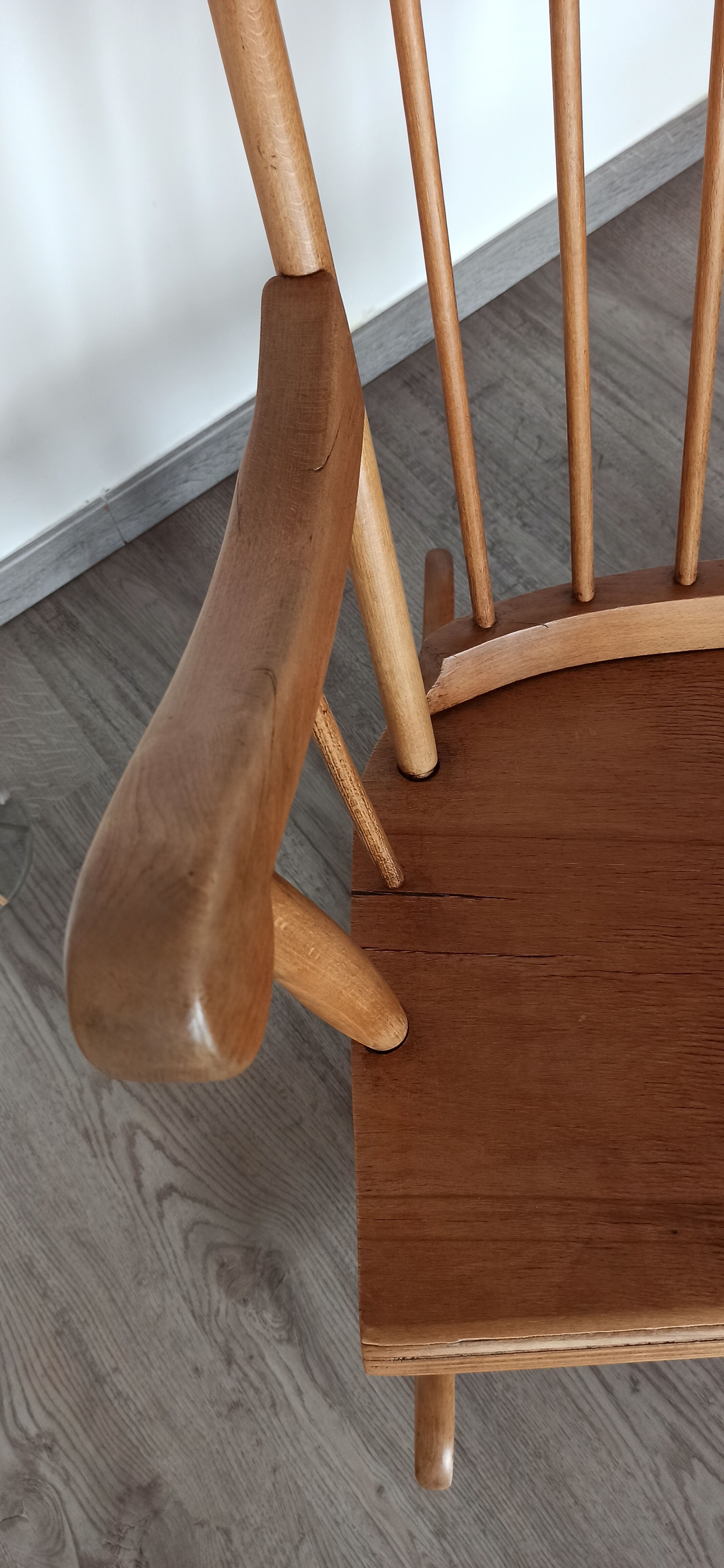 Vintage rocking chair