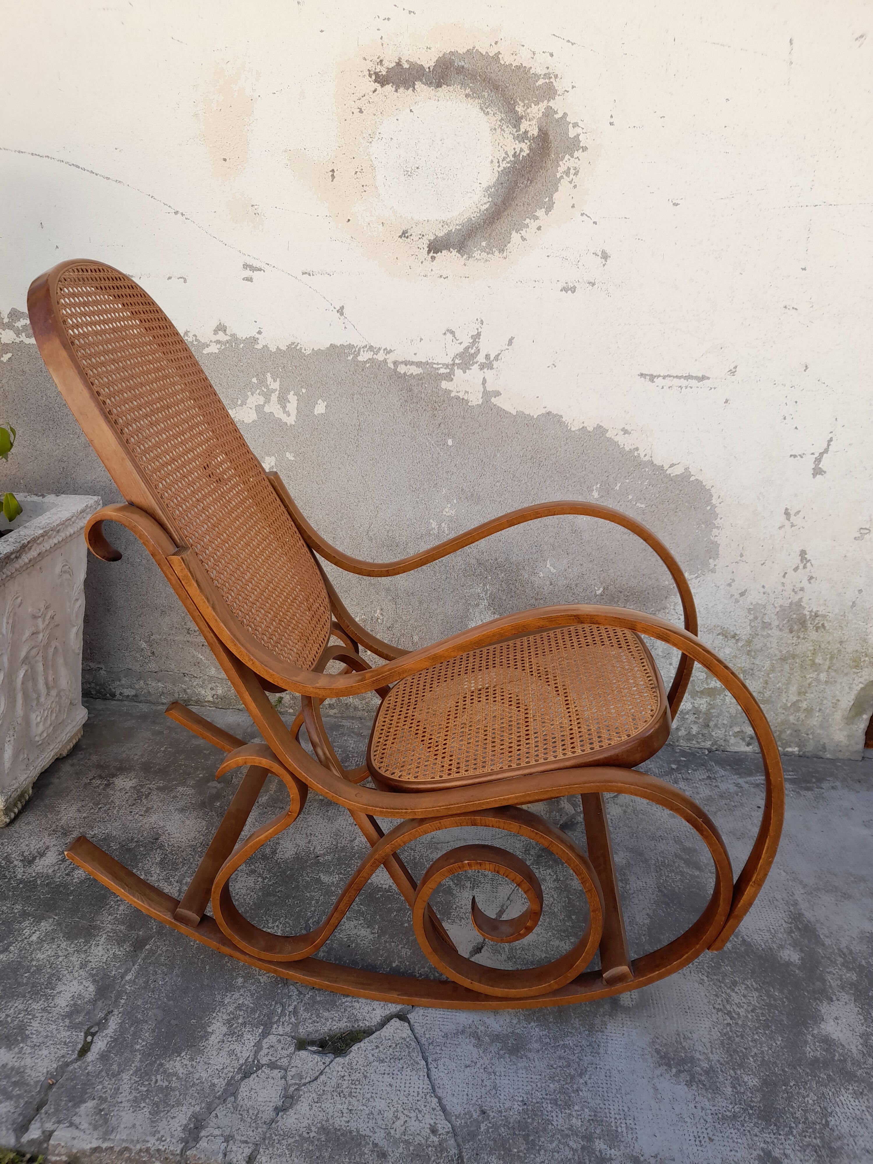 Rocking-chair canne by Luigi Crassevig Italy