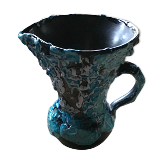 Blue pot