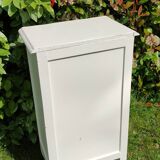 Rag maker or old dresser
