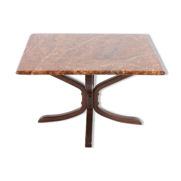 1970s coffee table by Sigurd Russell for Vatne Mobler