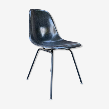 "DSX" chair by Charles & Ray Eames, Herman miller/Vitra fiberglass