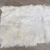 Vintage white skin carpet - 60 x 125cm