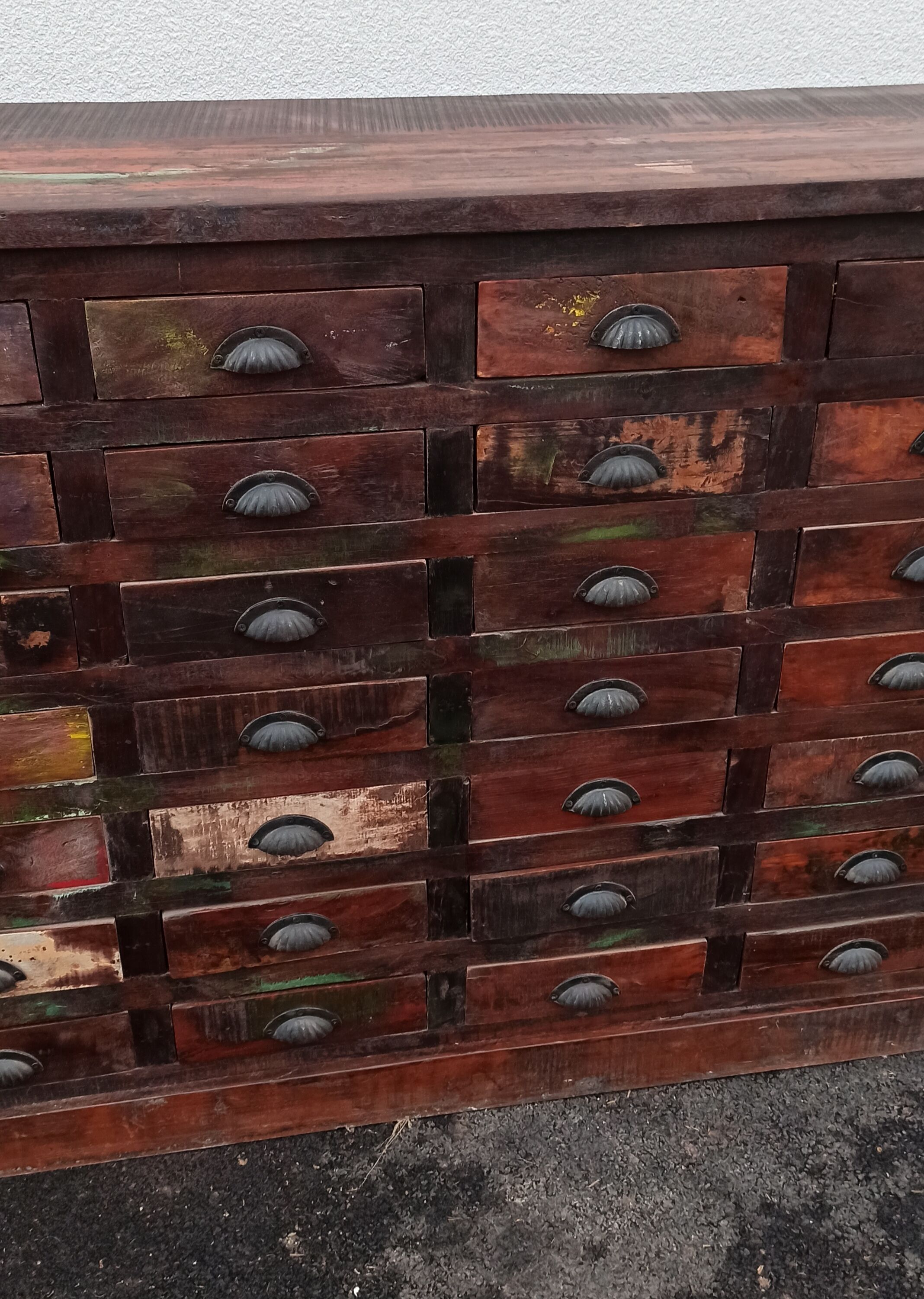 Buffet original 42 tiroirs