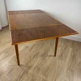 Scandinavian table