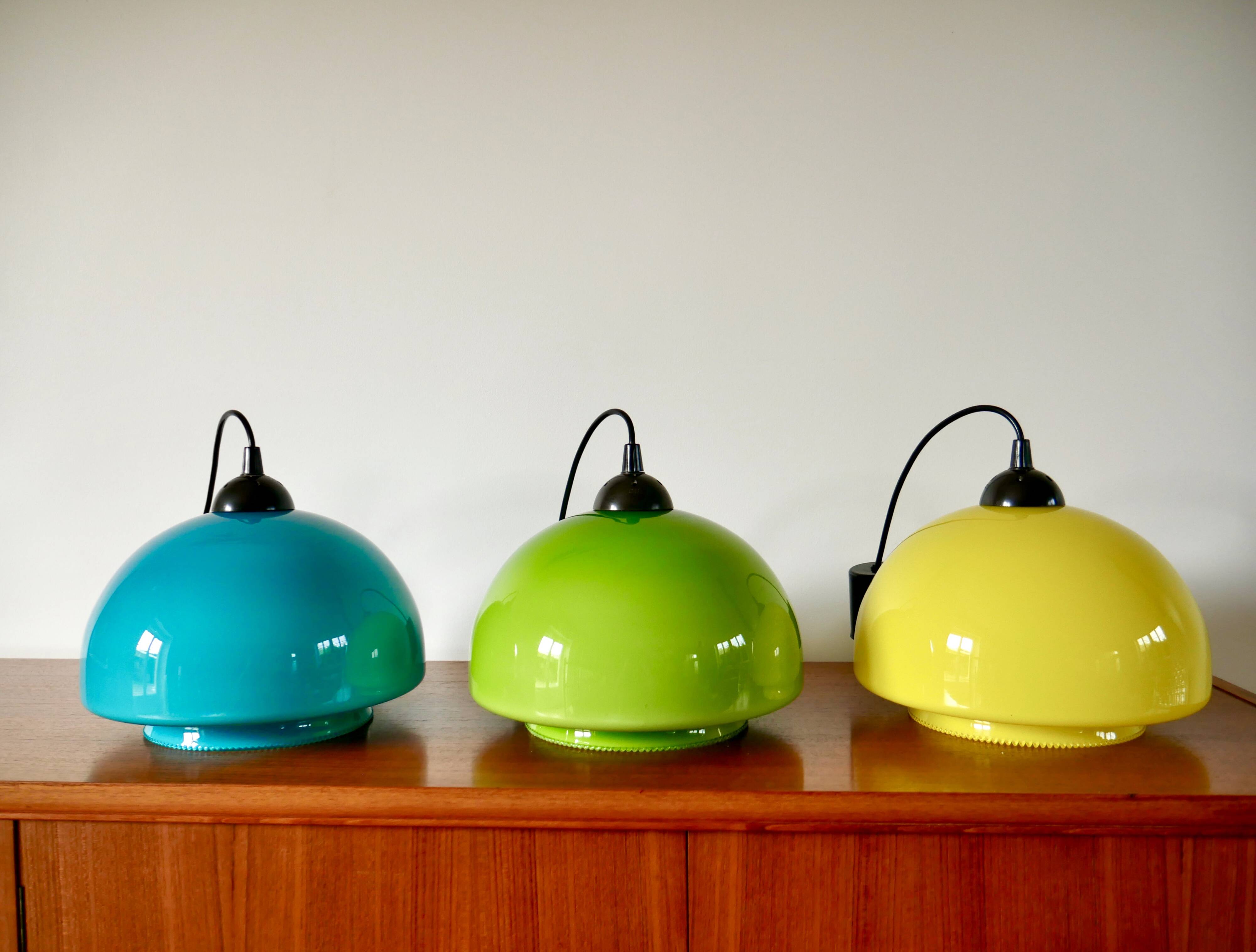 Suspension in yellow opaline mushroom design 60s-70s