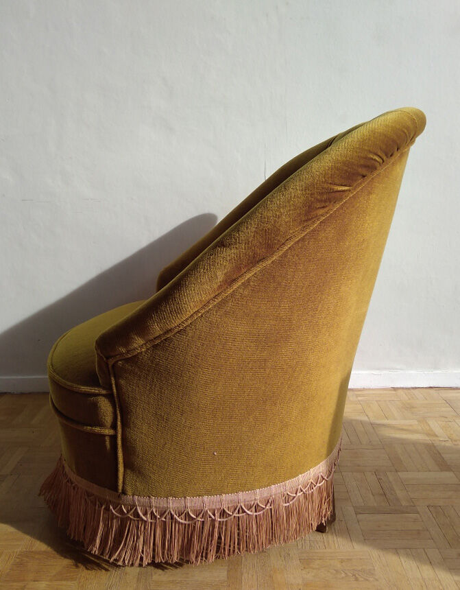 Fauteuil crapaud en velours doré