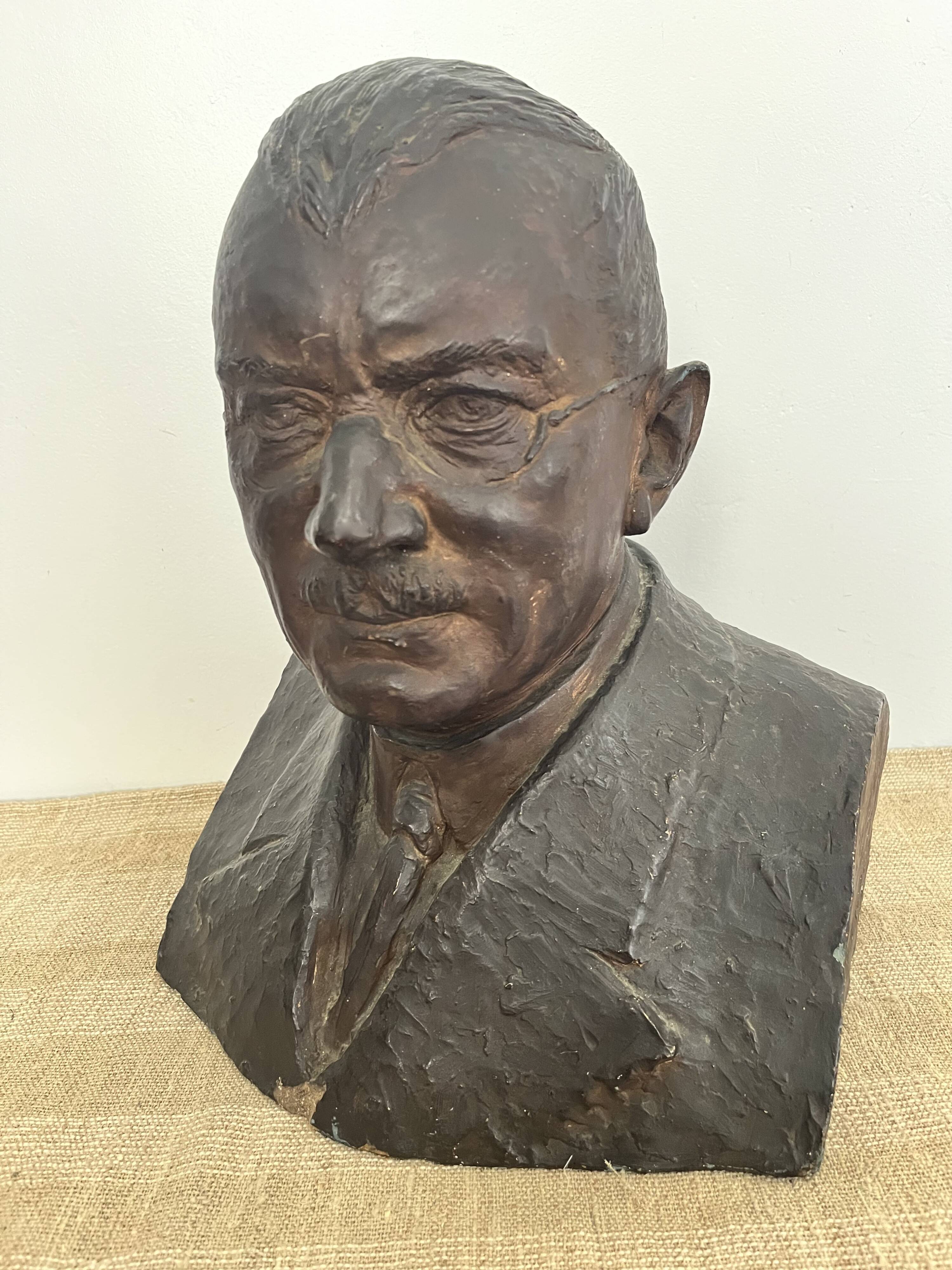 Buste d’homme en plâtre patiné – travail d’atelier, vers 1900