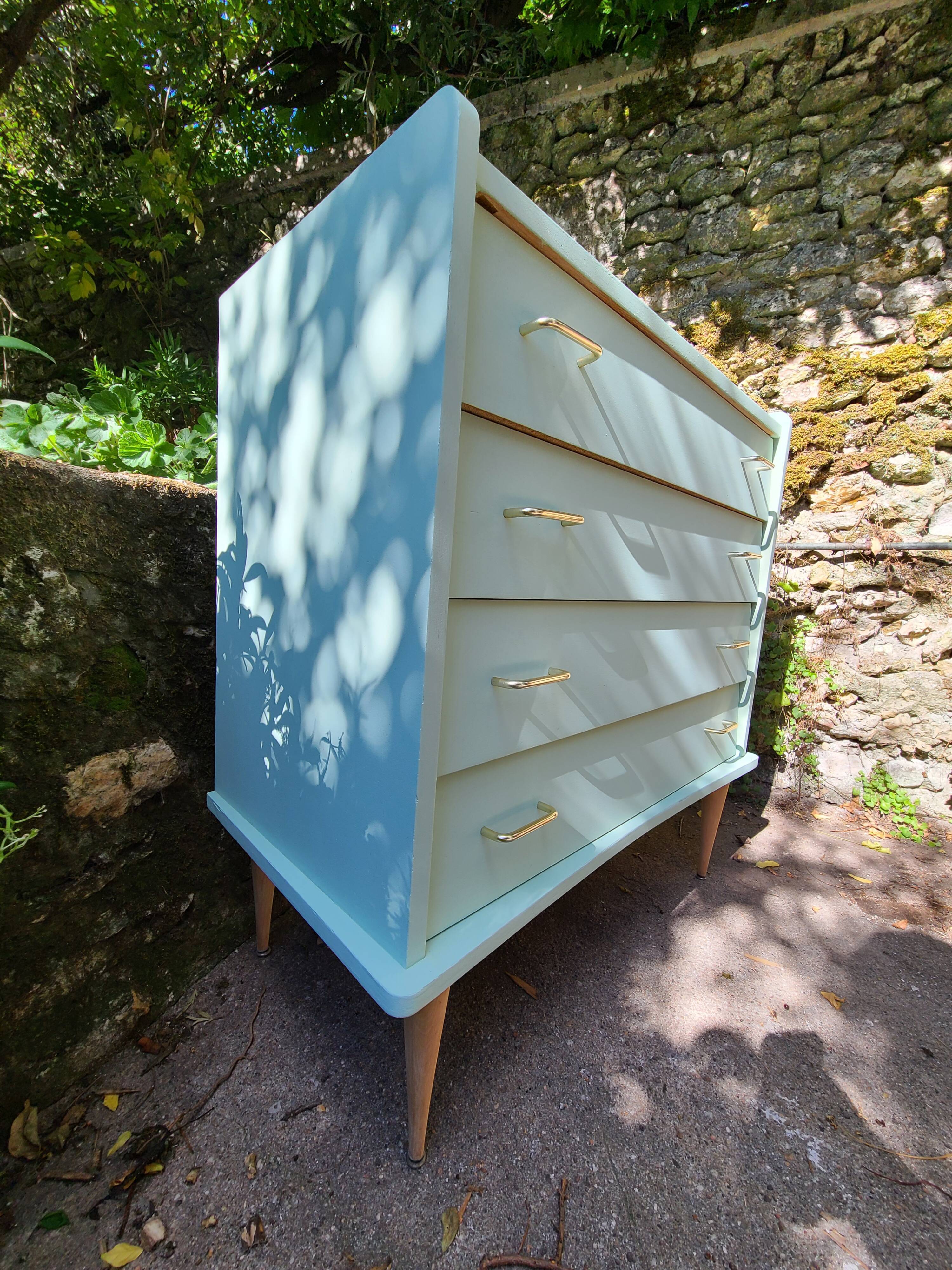 Vintage chest of drawers 50