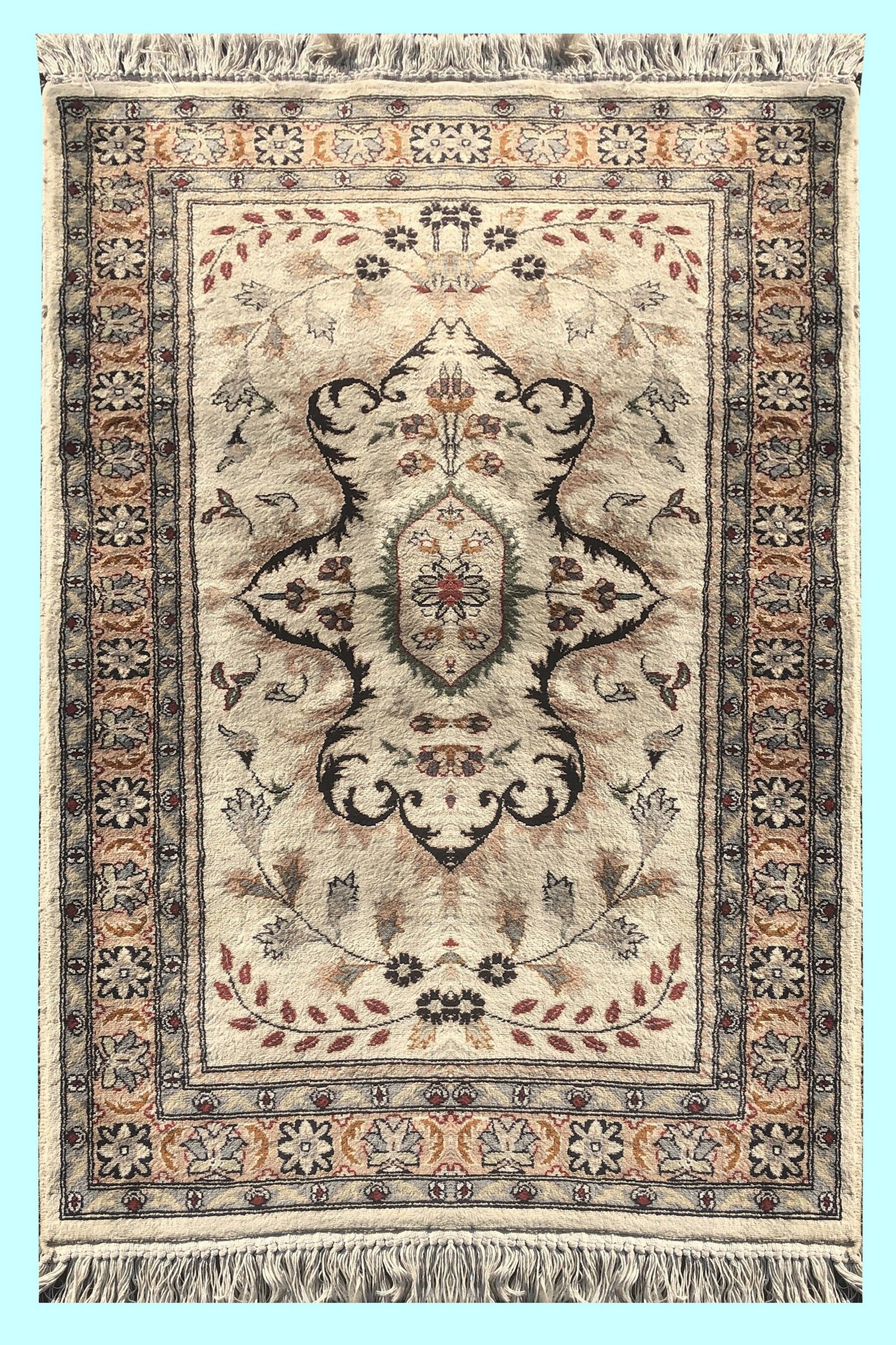 Tapis d'orient penjab-inde. fait main 0.78 x 1.40 cm