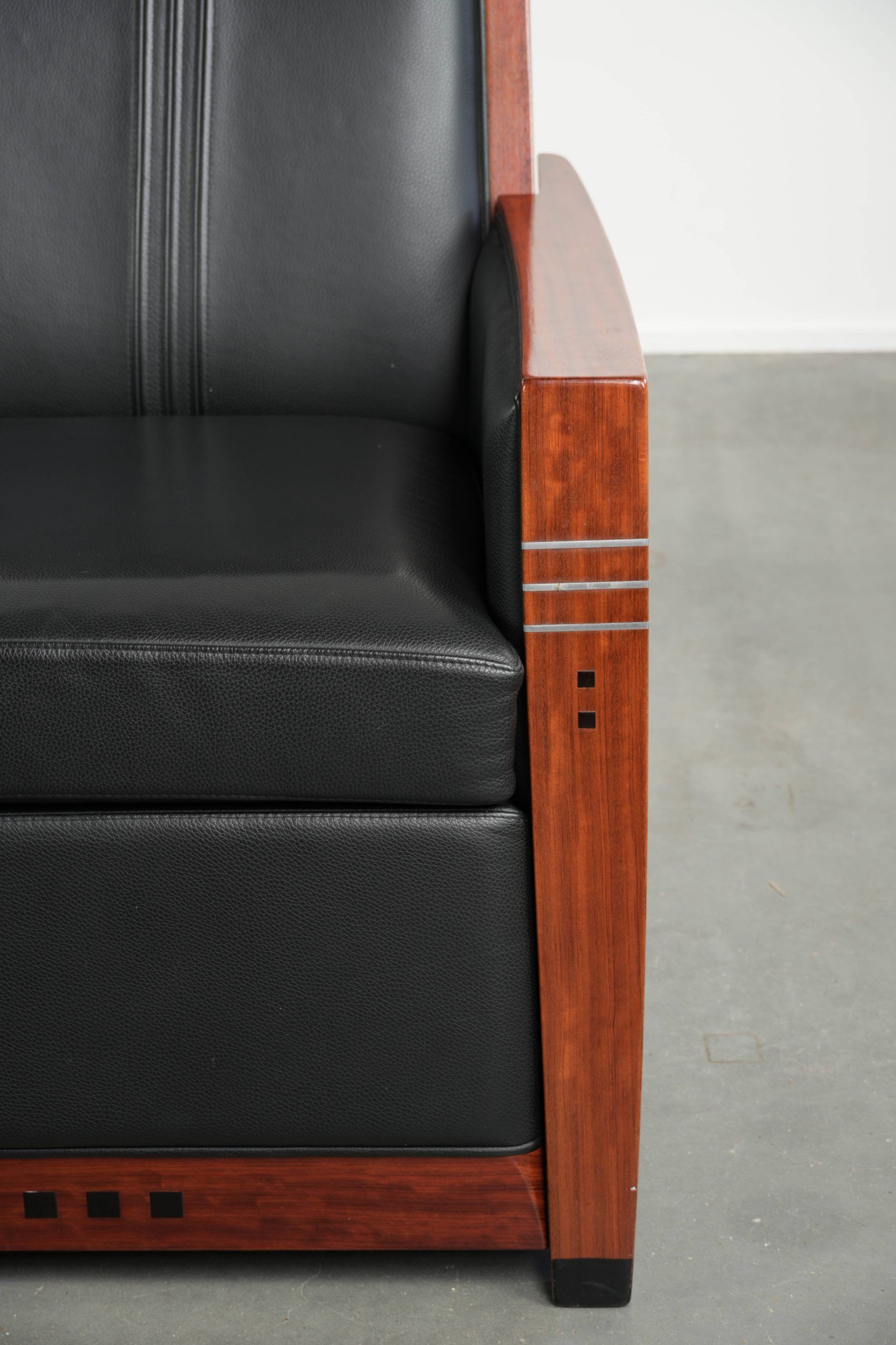 Recliner électrique réglable au design Art Déco en cuir de vache noir