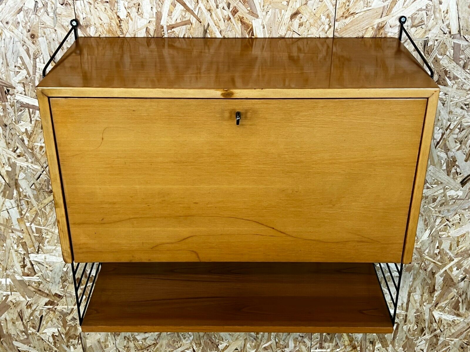 String shelf by Kajsa & Nils "Nisse" Strinning Sweden 60/70
