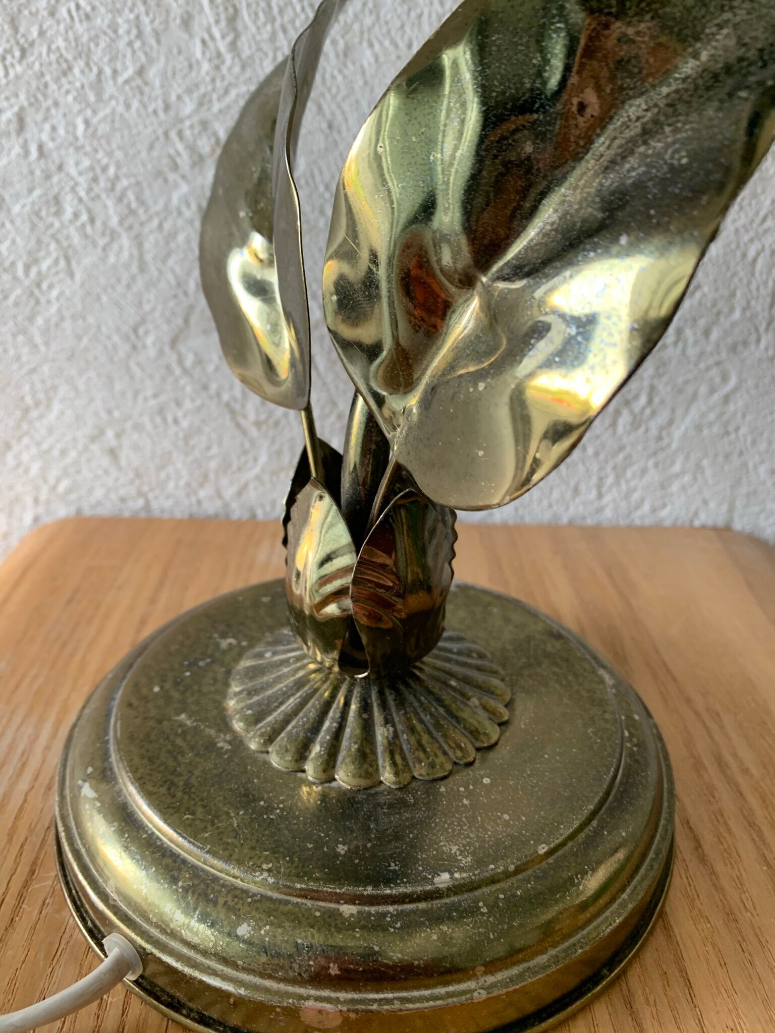 Vintage gilded metal sheet lamp