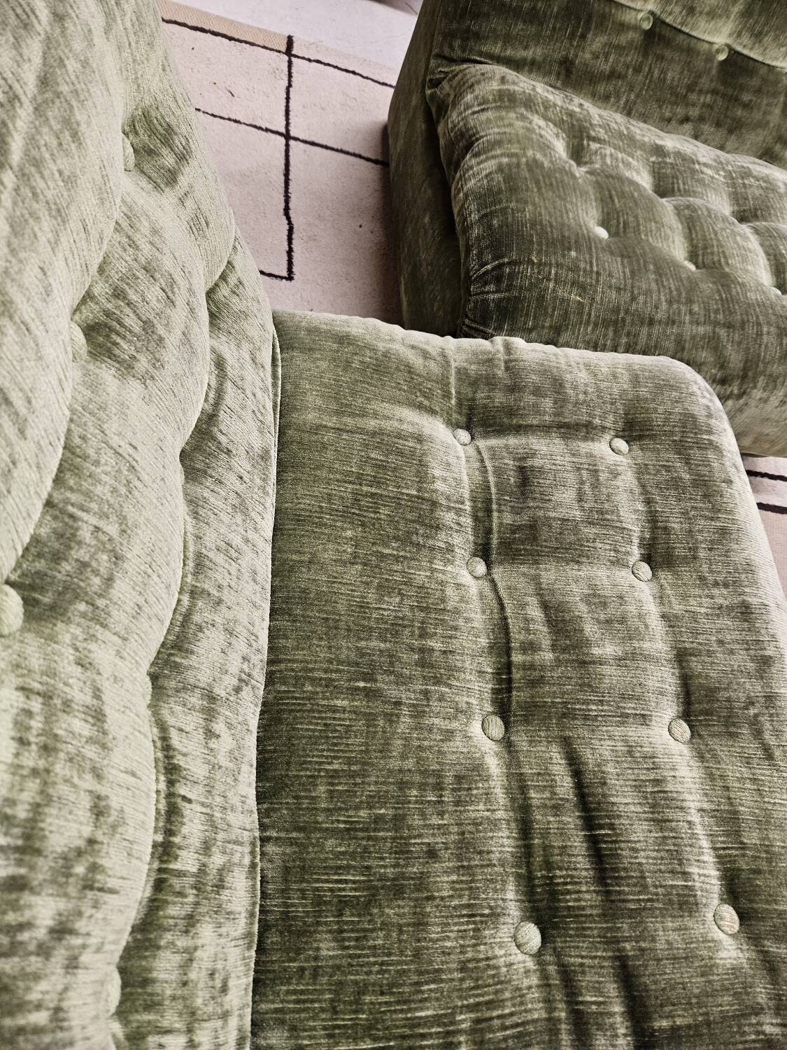 Pair of vintage velvet armchairs 1970"