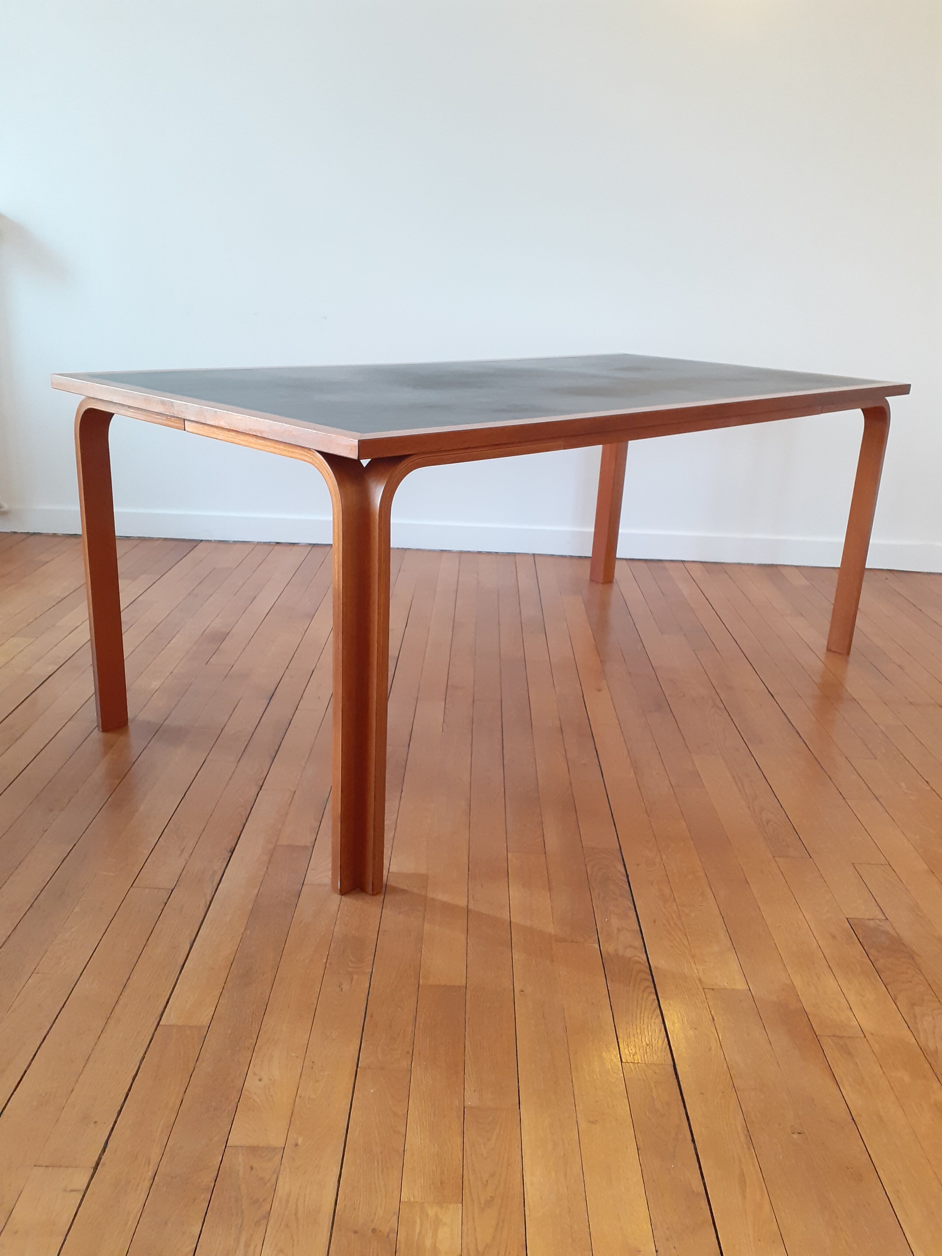 Table de salle à manger Magnus Olesen pour Durup