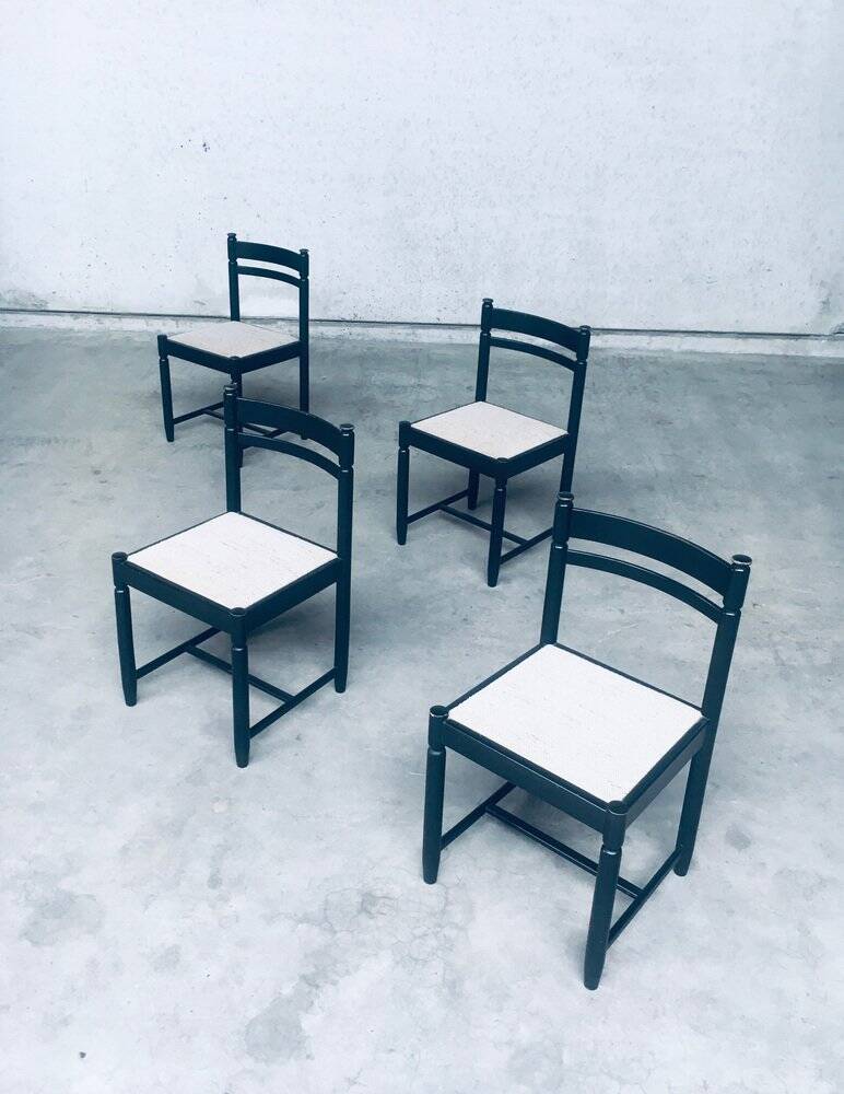 Italian design dining chair from the 1960s, set of 4.
