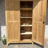 Armoire parisienne