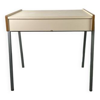 RIEP desk