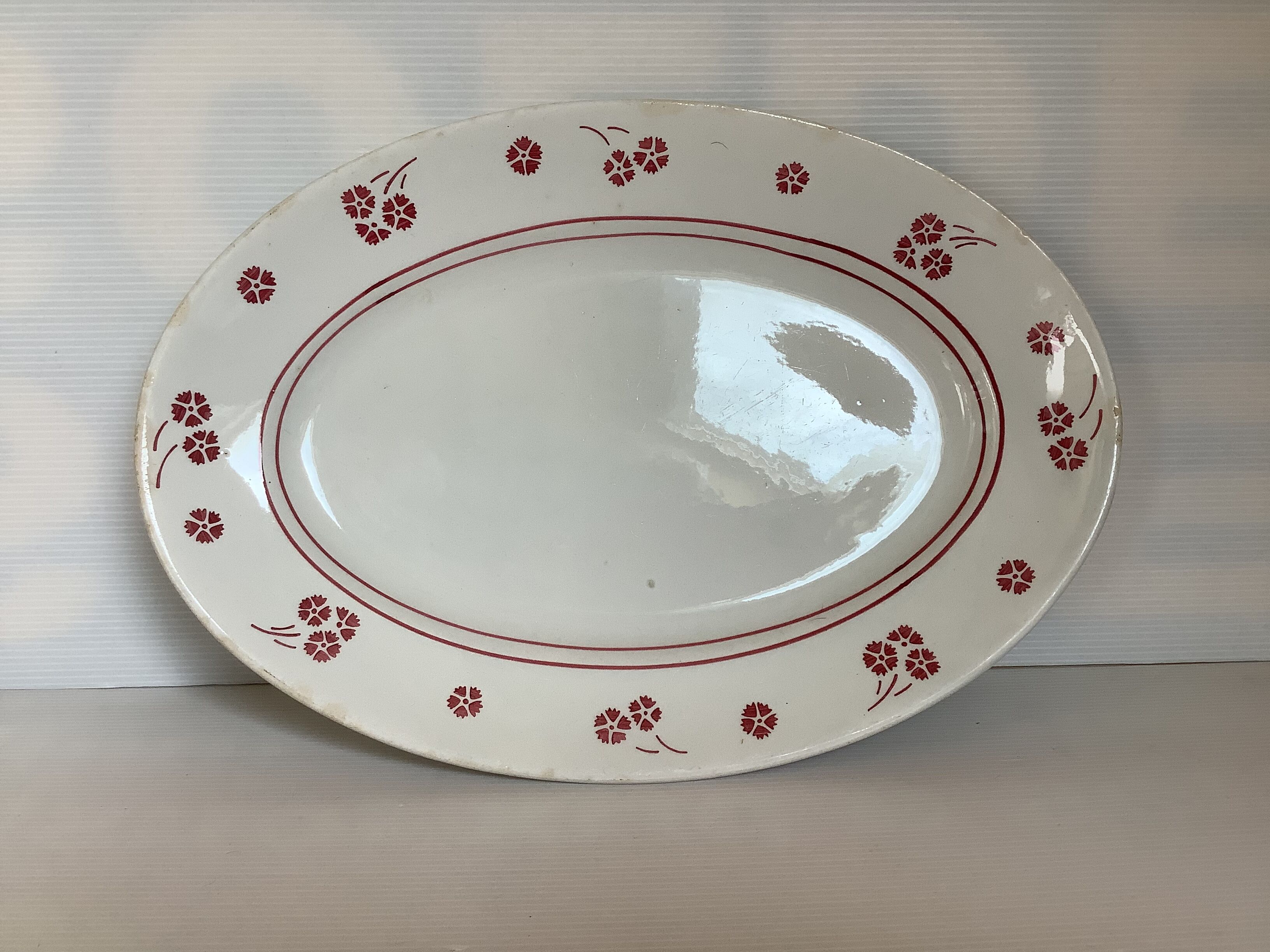 Oval earthenware dish, Luneville model Daniel