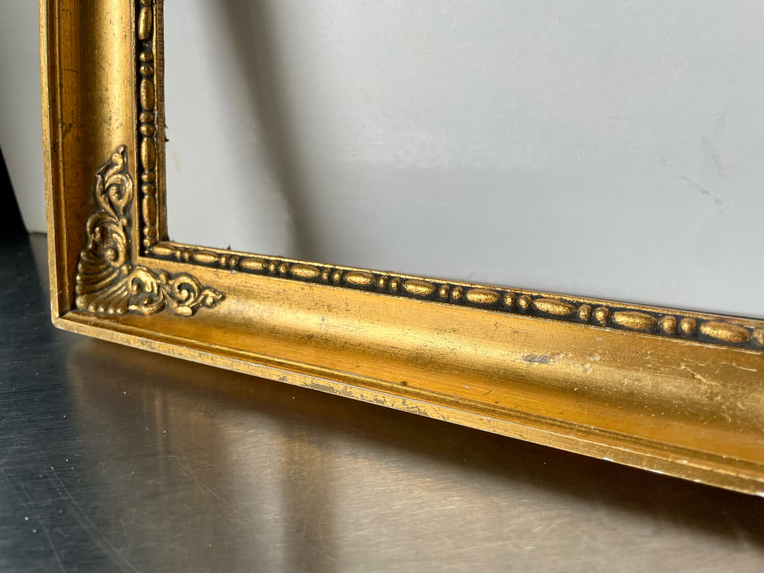 Empire style frame gilded wood measurements 26 cm x 21.5 cm