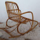 Fauteuil à bascule en rotin vintage pour les enfants