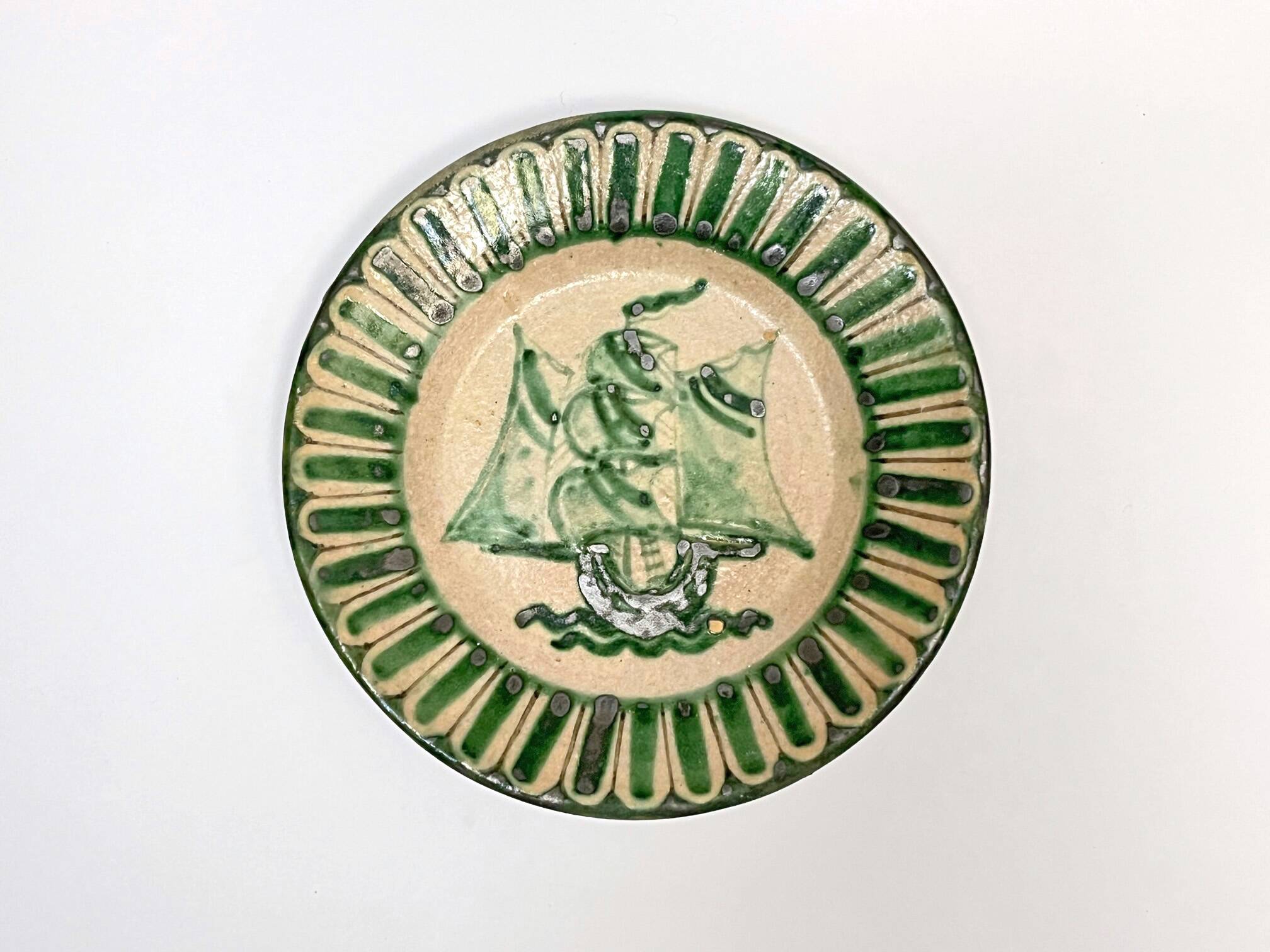 4 Vietri plates decorated by Fabbrica Ceramica Avallone, 1930s