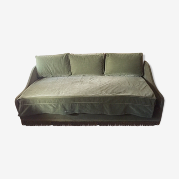 Sofa bed in velvet green years 60