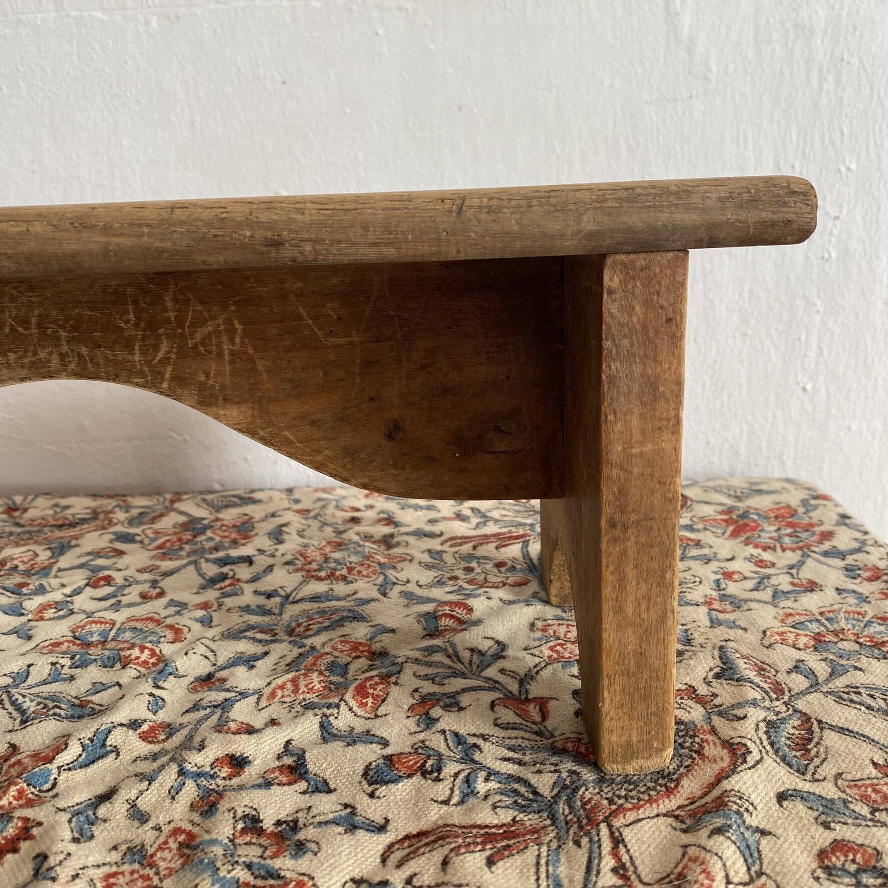 Minimalist low stool