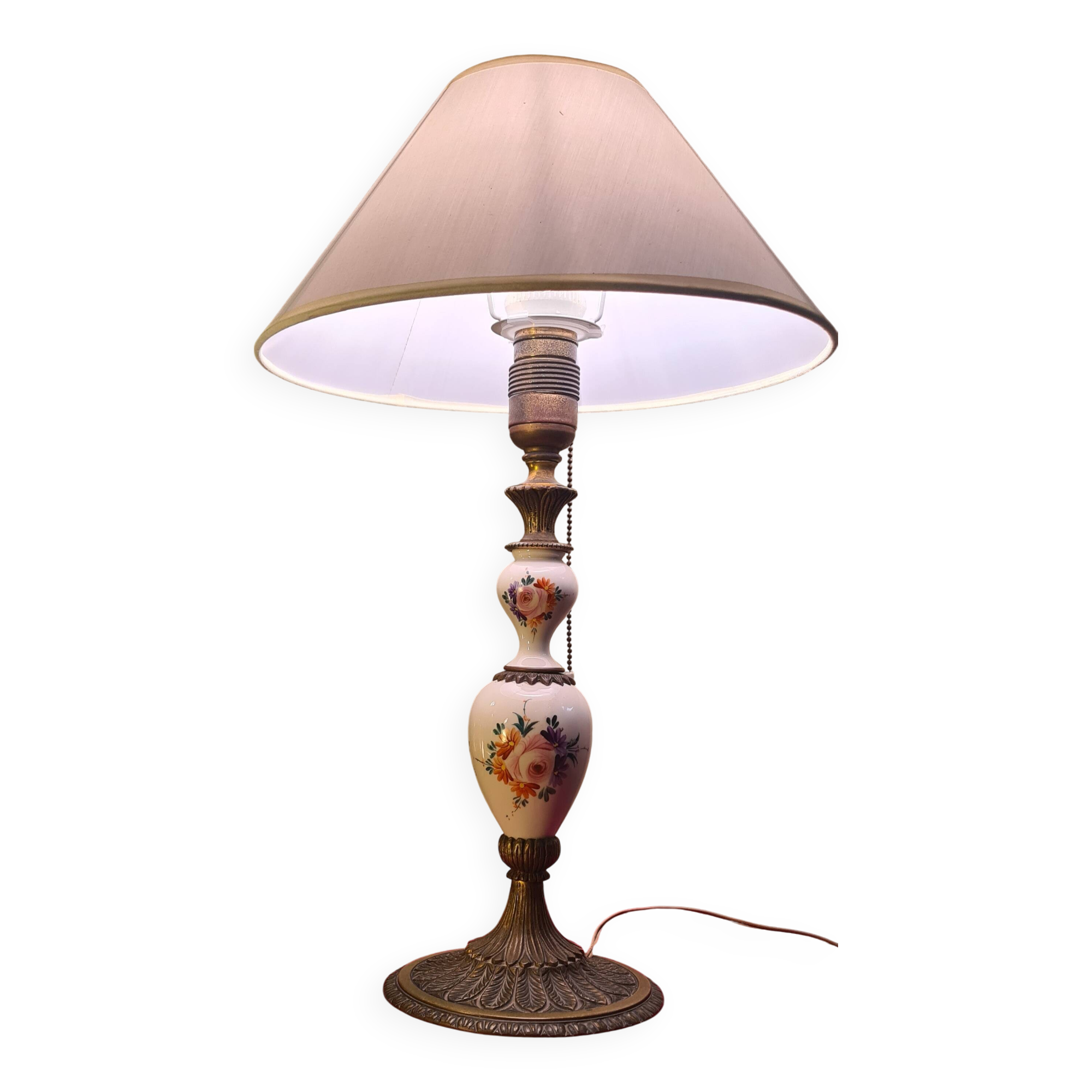 very elegant porcelain and bronze lamp, pull cord switch 50x30 very good e