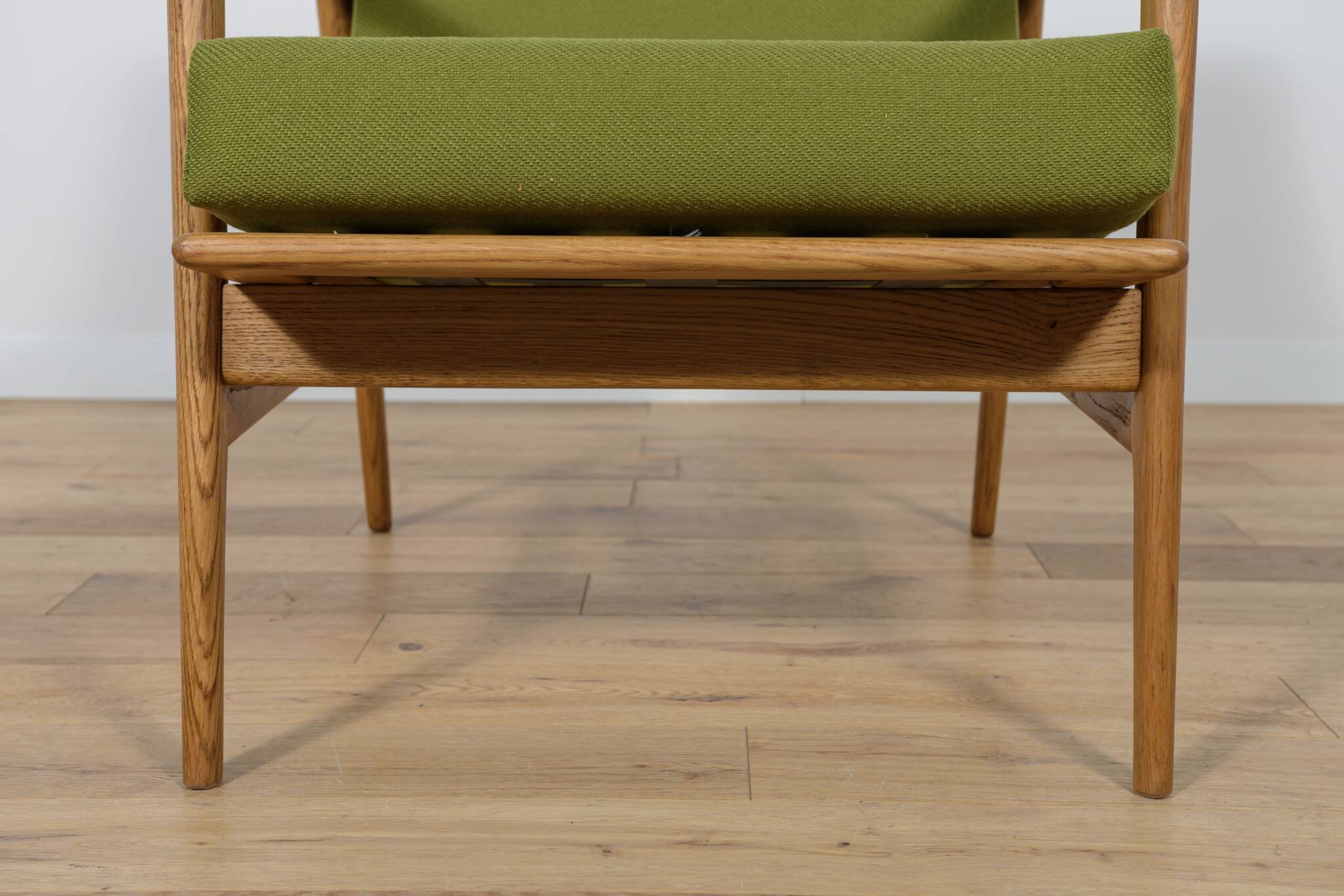 Model 300-139 Armchair from Swarzędz Factory, 1960s