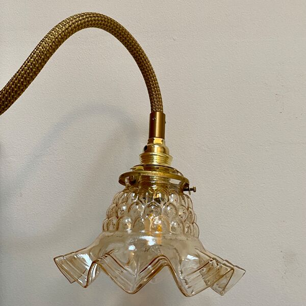 Applique câble flexible tulipe vintage en verre ambré