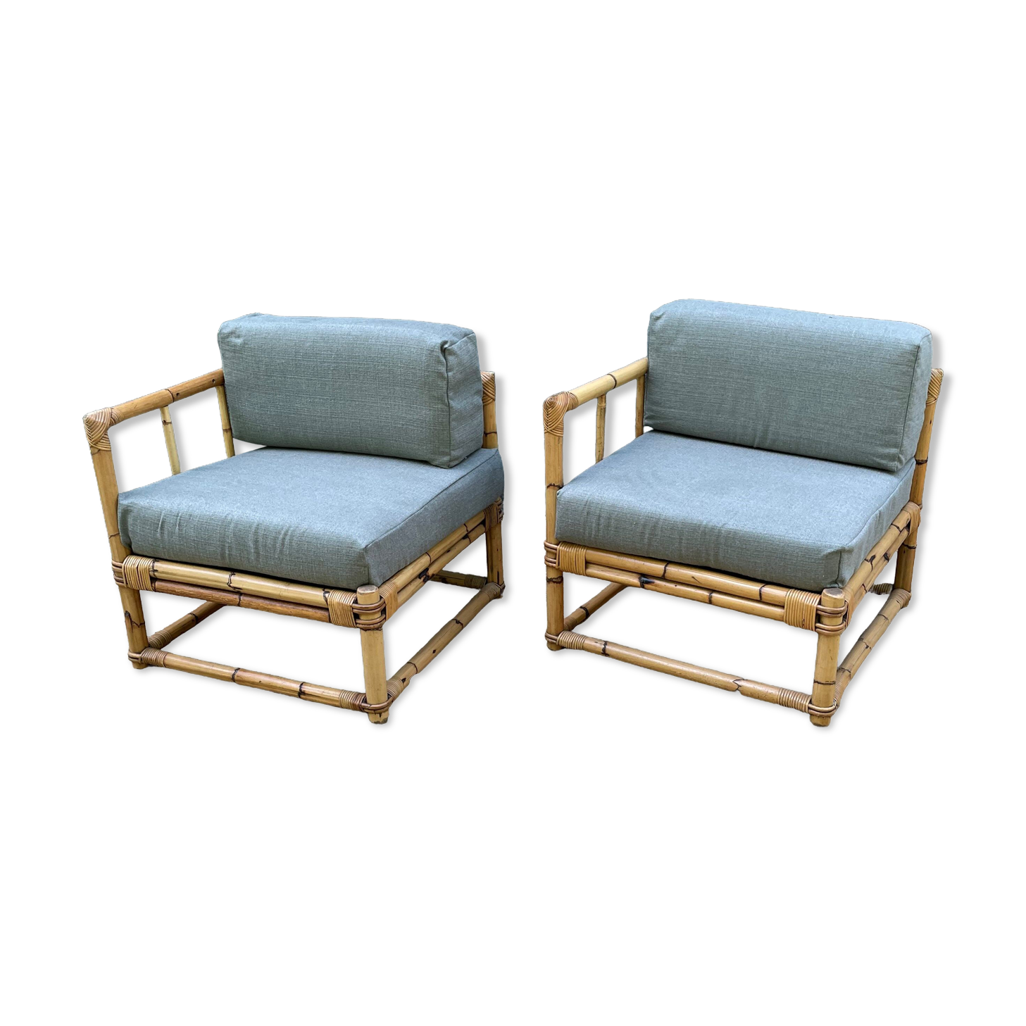 Paire de fauteuils en rotin vintage