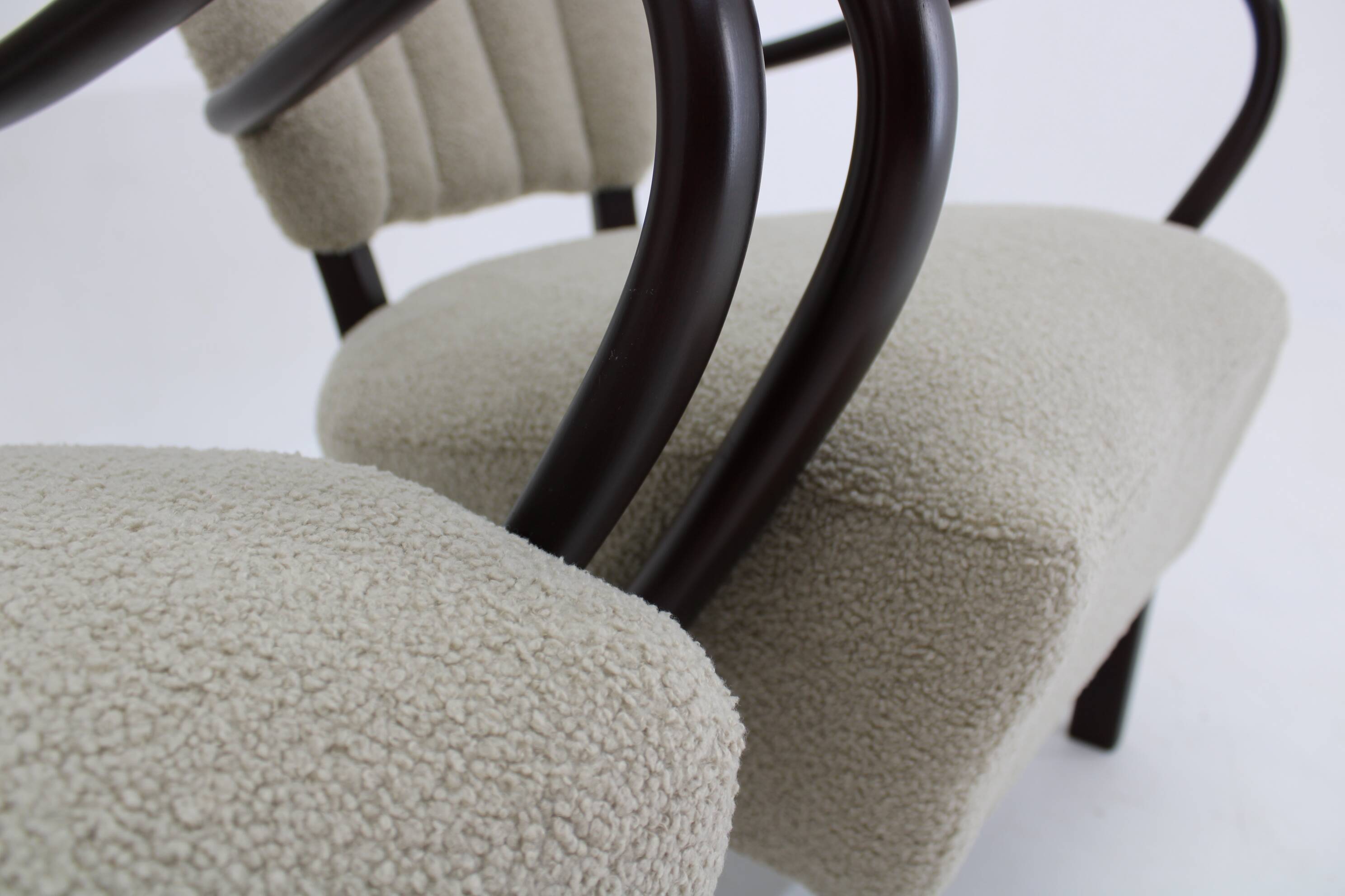 1930s Pair of Jindrich Halabala Art Deco H-237 Armchairs in Bouclé, Restored