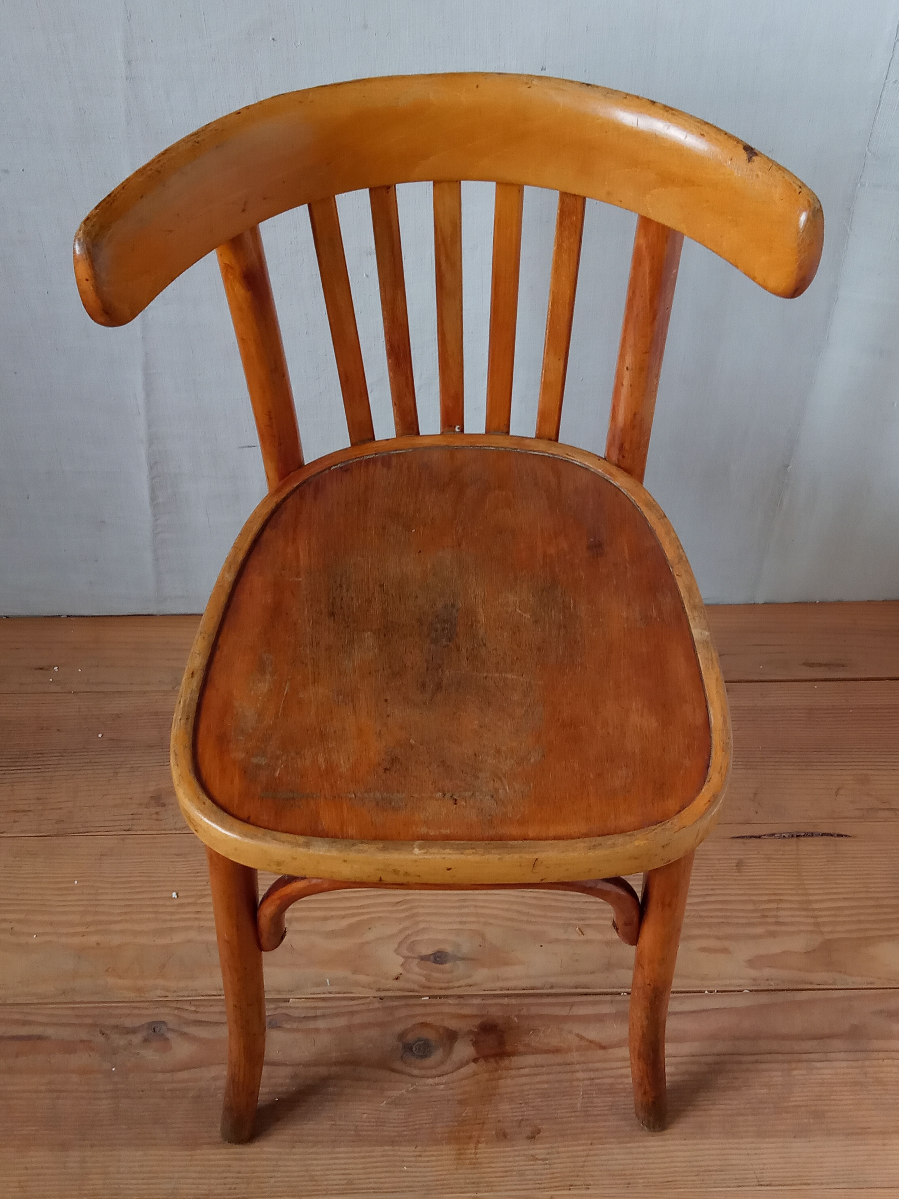 1930 curved wooden bistro chair
