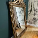 Miroir doré en bois