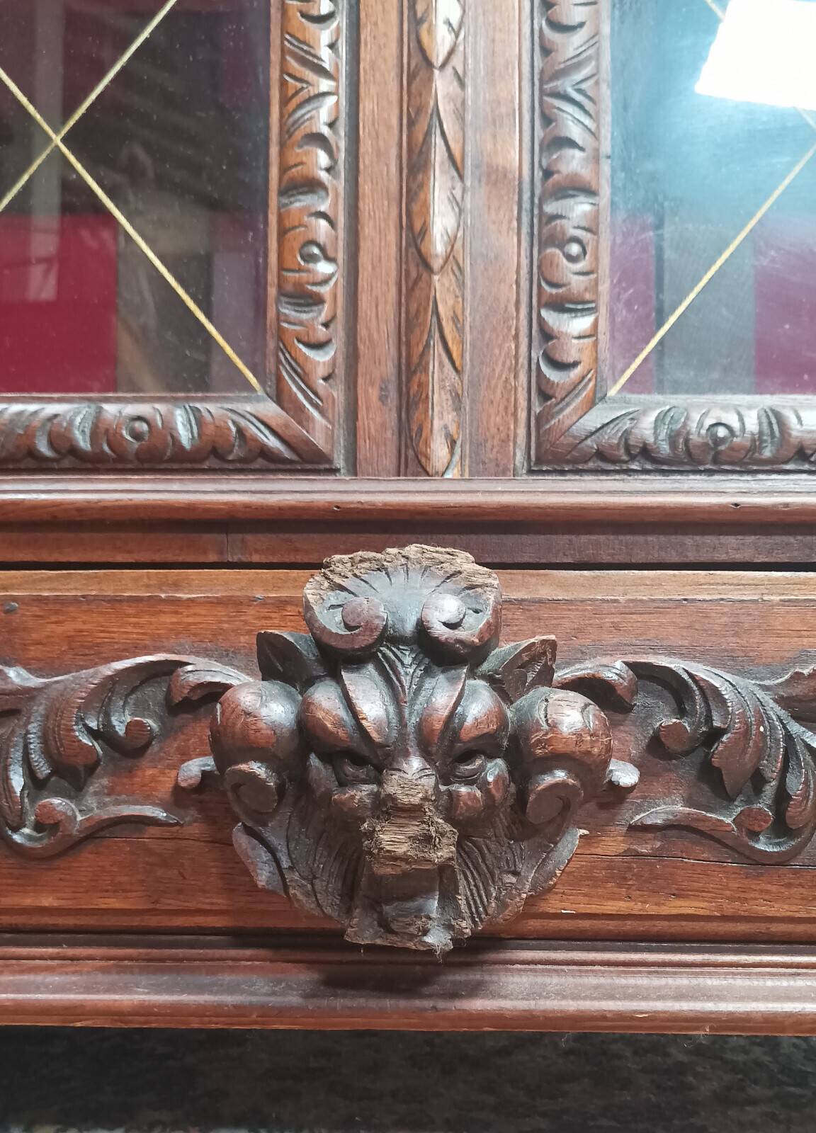 Louis XIII display cabinet in oak, 19th century