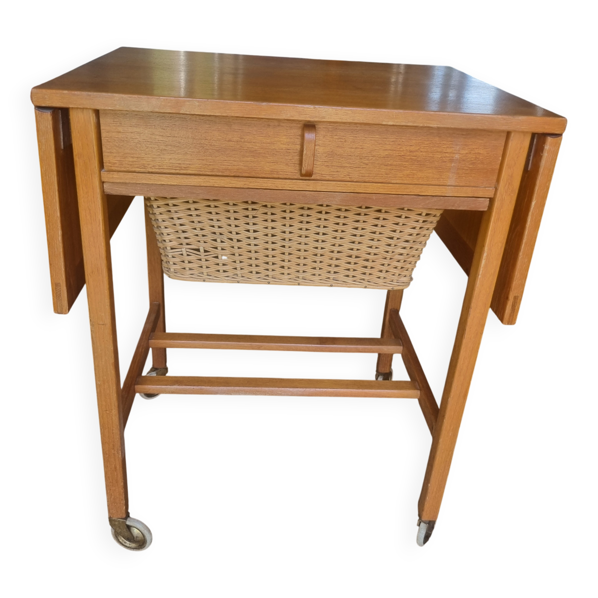 Sewing table