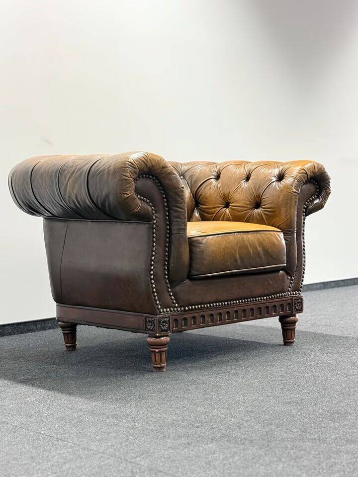 Brown Leather Vintage Chesterfield armchair