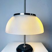 Lampe de table 'Alfa' avec base en marbre par Sergio Mazza pour Artemide, Italie, réédition des années 1950.