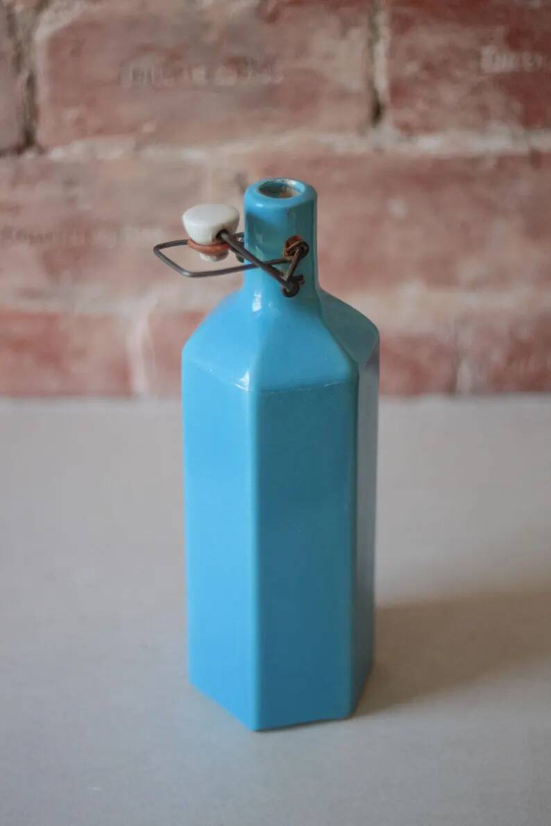 Bouteille de limonade en grès vernissé bleu , grès d'Alsace, poterie, collection