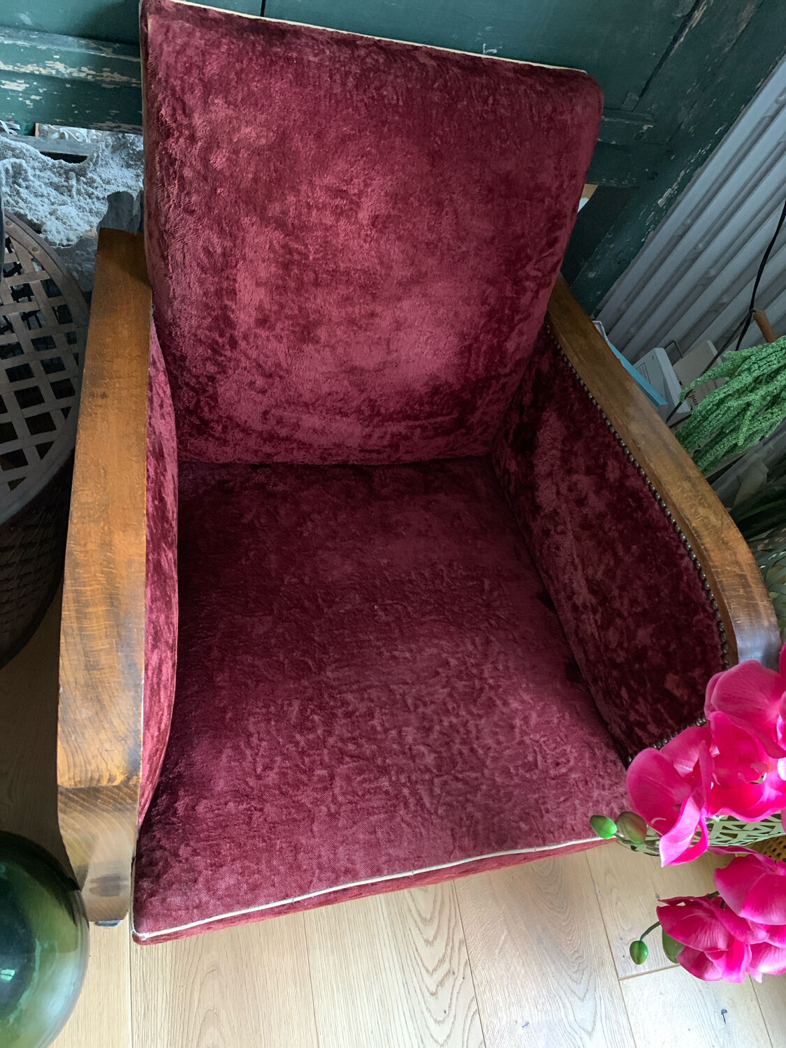 Pair of Art Deco club armchairs in burgundy red velvet, 1930s