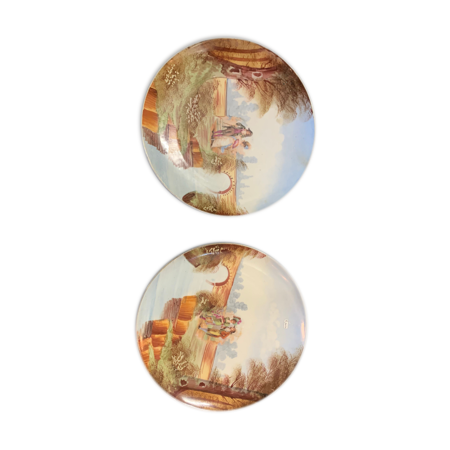 Pair of decorative plates 19th