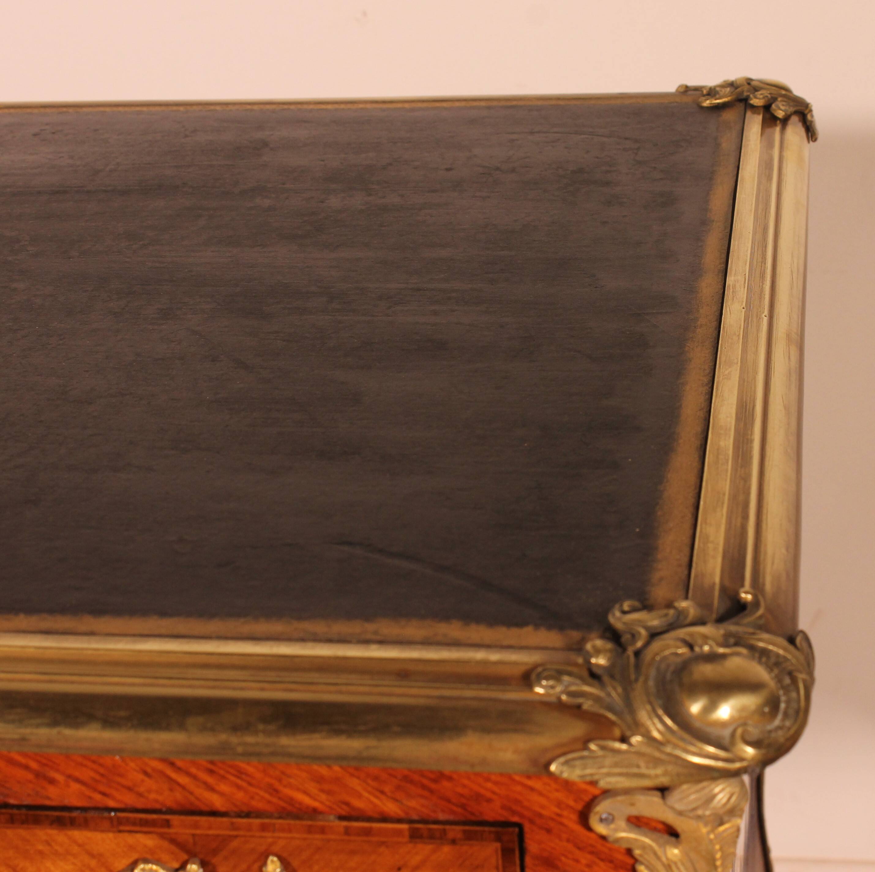 Small Double-Sided Writing Desk in Rosewood in Louis XV style from the 19th century.
