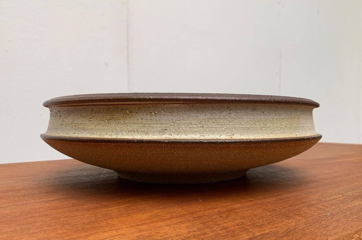 Wall plate / bowl in vintage Danish porcelain by Noomi Backhausen for Søholm