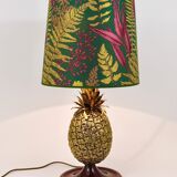 Hollywood Regency pineapple table lamp in brass by Mauro Manetti, Italy, 1970s.