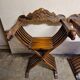 Pair of curule chairs known as Savonarole chairs - In carved wood