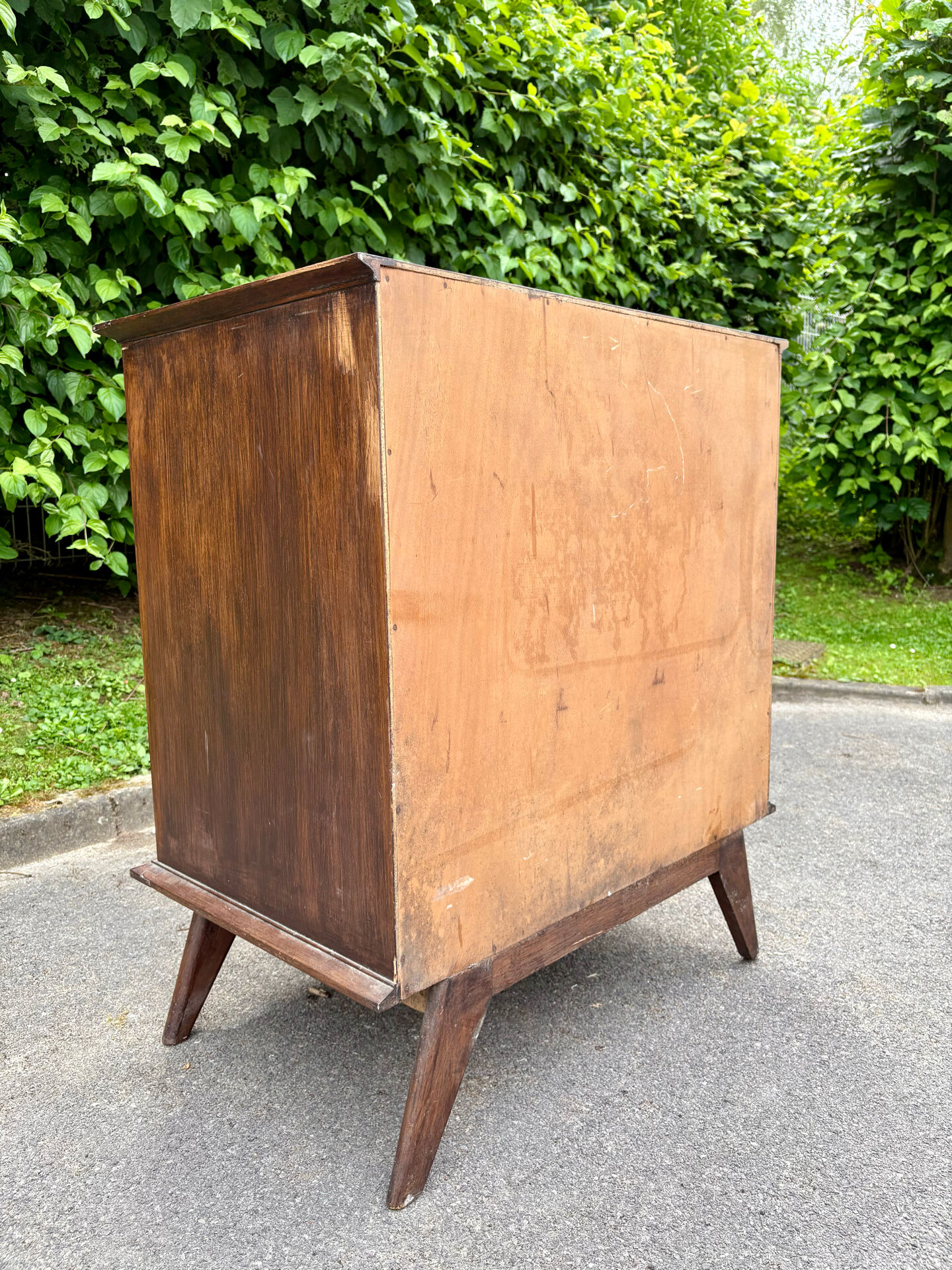 Commode vintage années 50/60 – 4 tiroirs – pieds compas