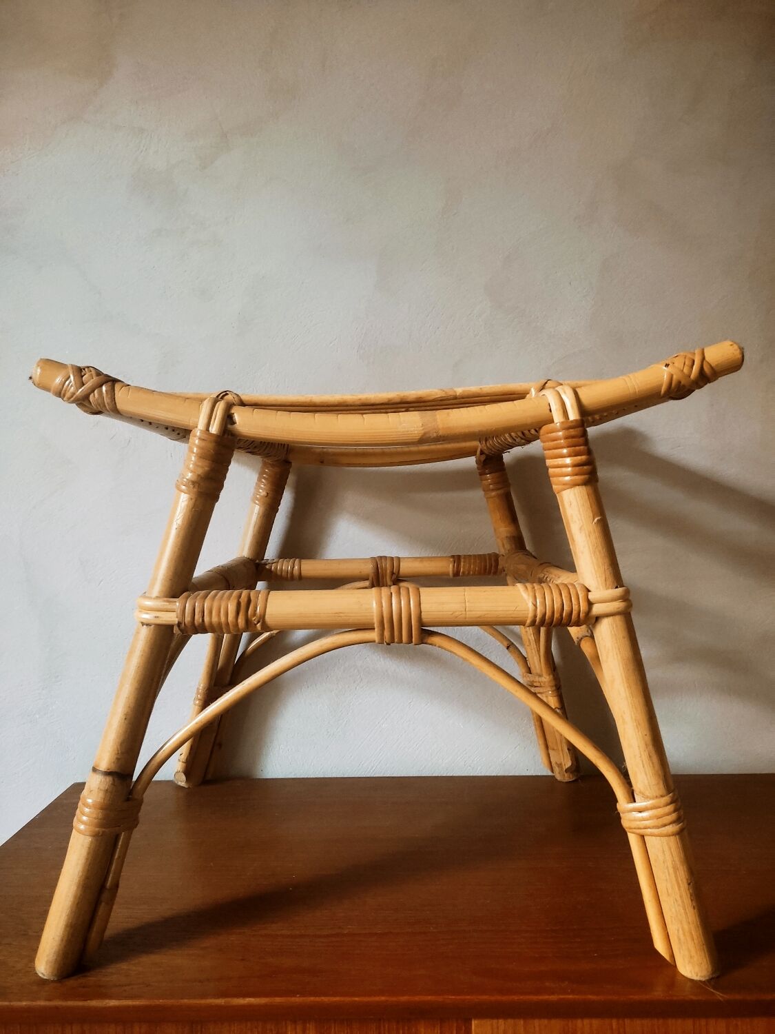 Asian-style rattan stool