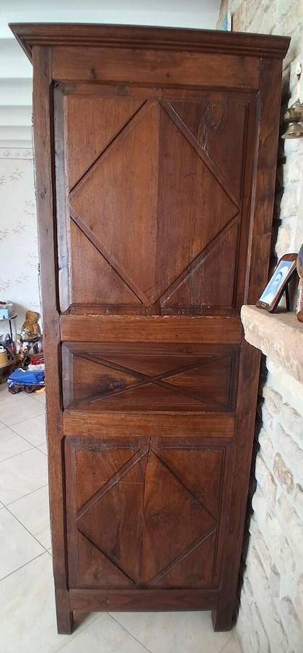 Buffet deux-corps rustique XVIIe siècle