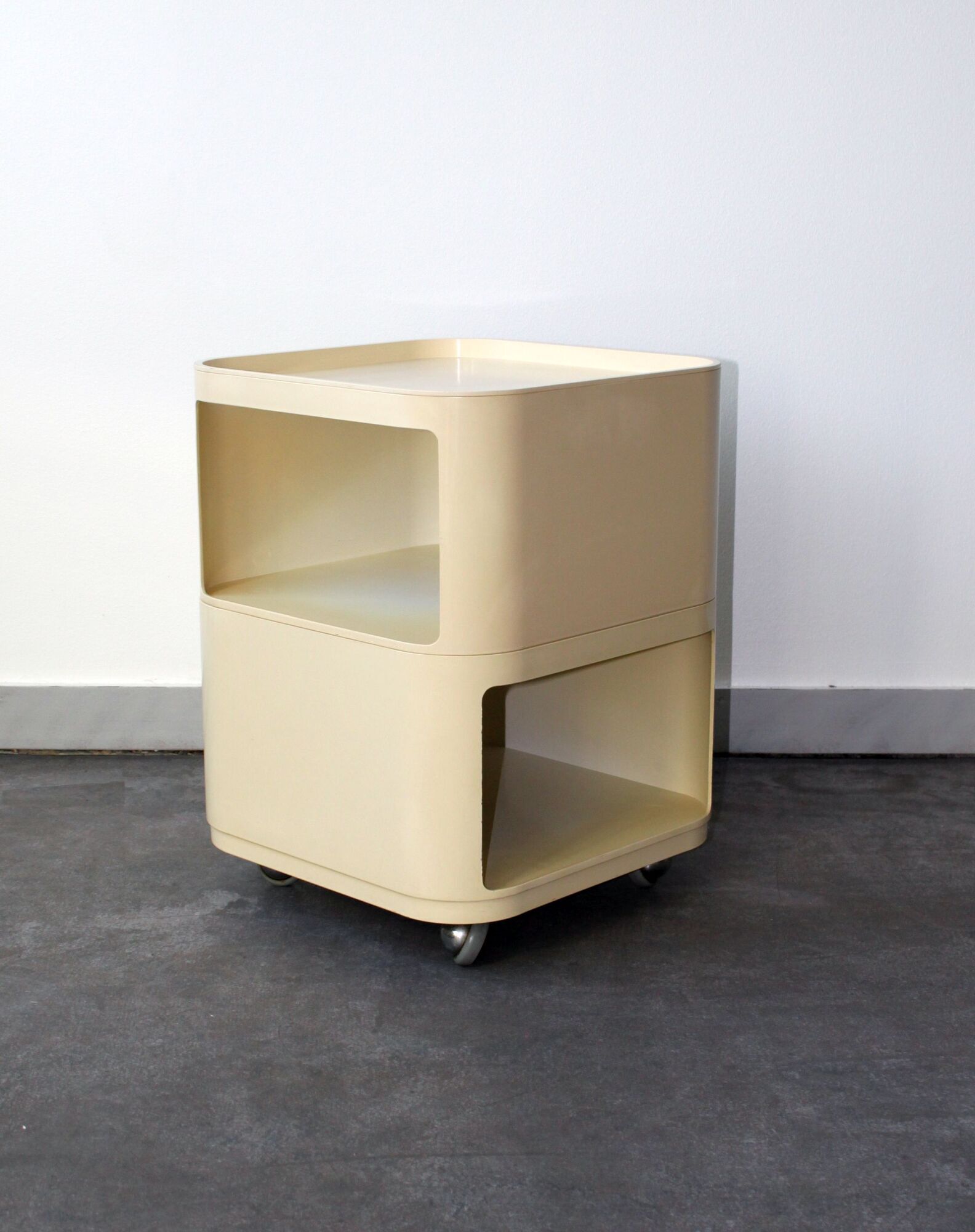 Componibili caissons model KS 4970 by Anna Castelli Ferrieri for Kartell, 1967